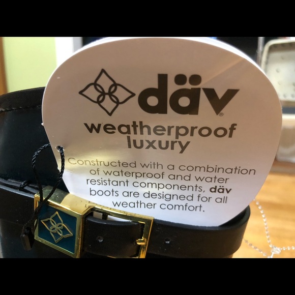 Brand new Dav Weatherproof Luxury Boots -  size 6